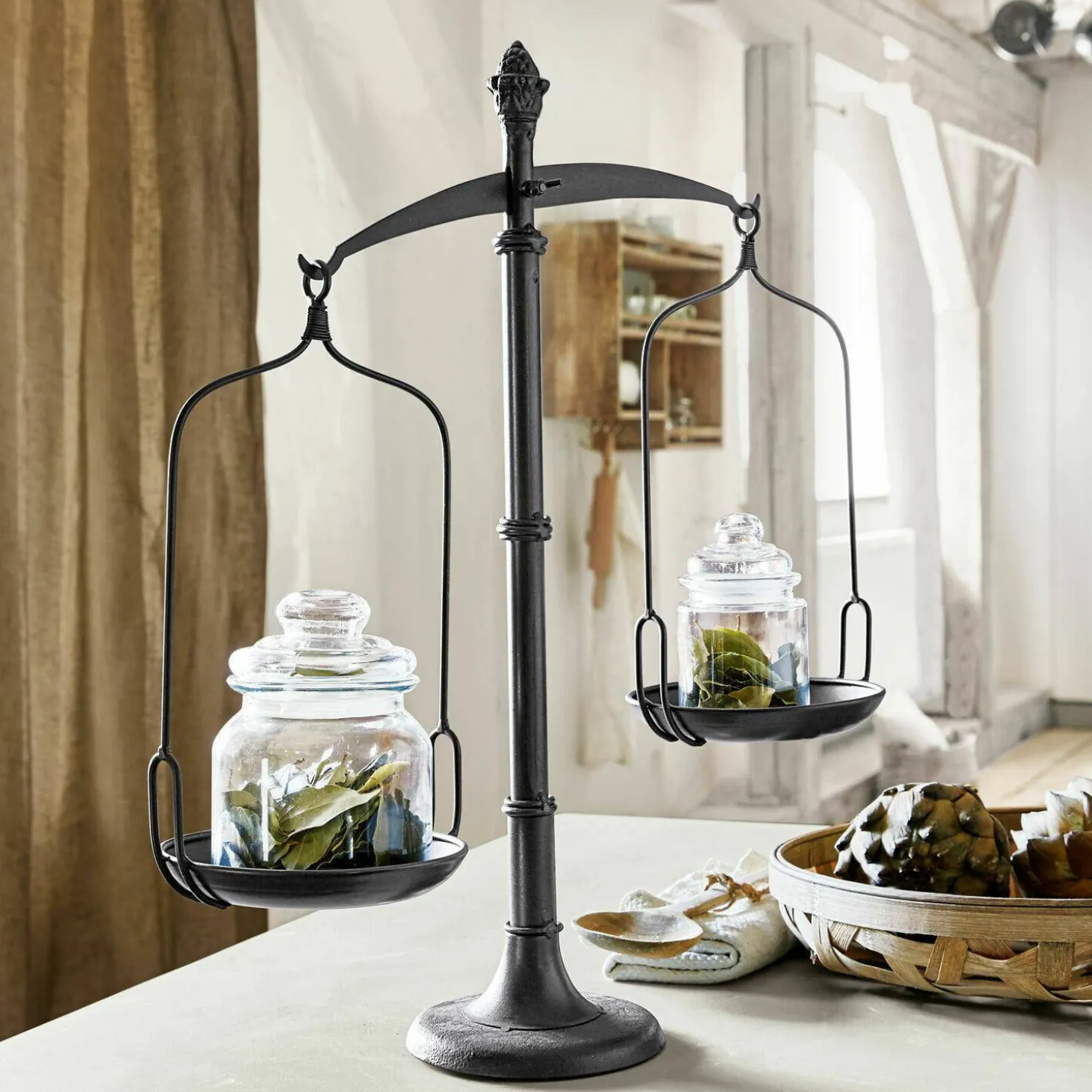 Bilancia decorativa Tynne