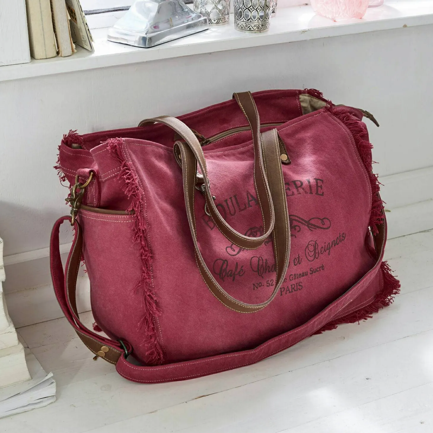 Borsa Anoush