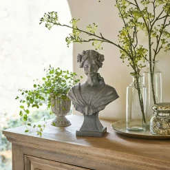 Busto Alexandra