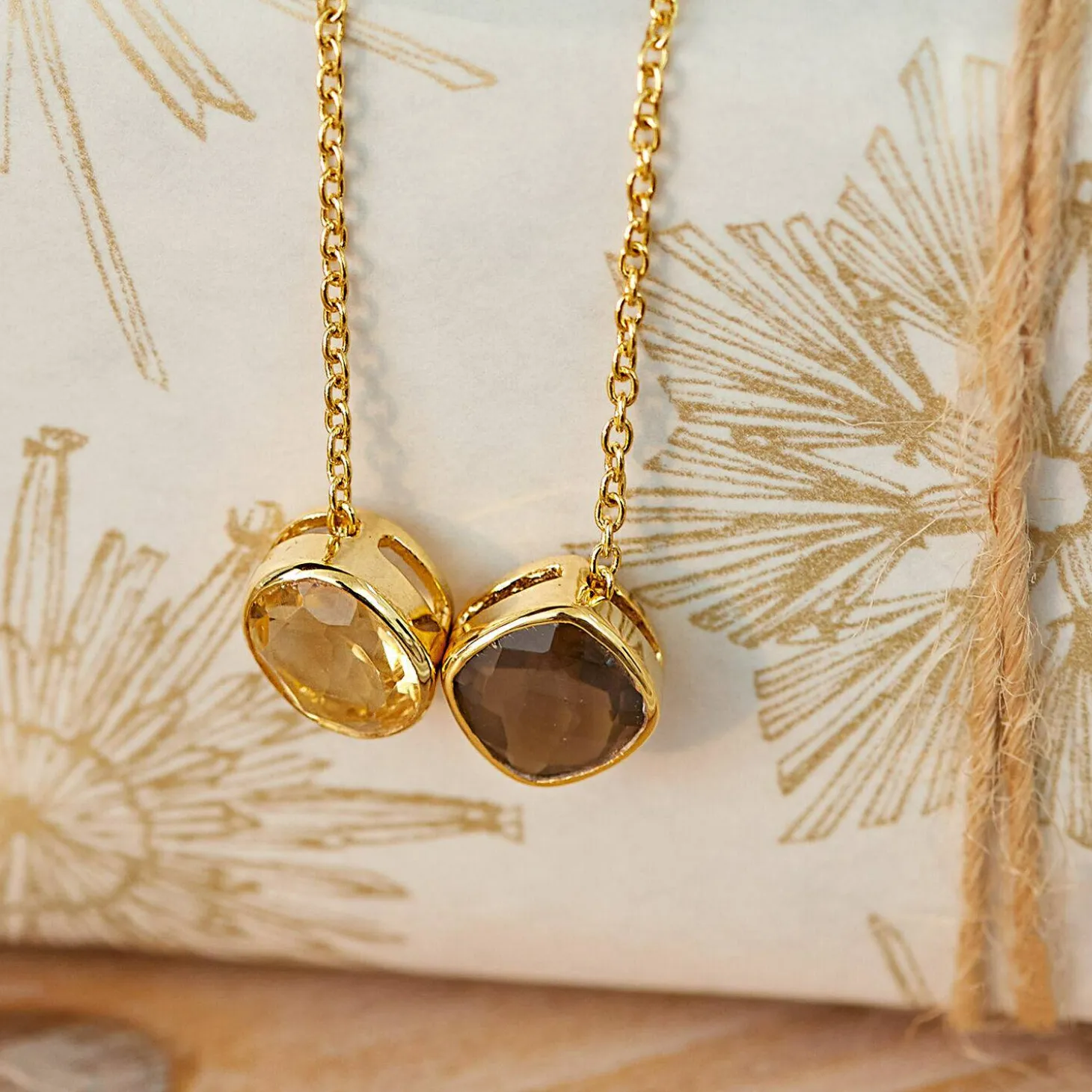 Collana a catenina Ovique