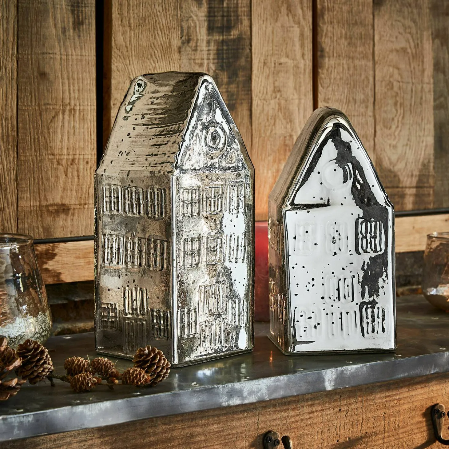 Coppia di casette decorative Langridge