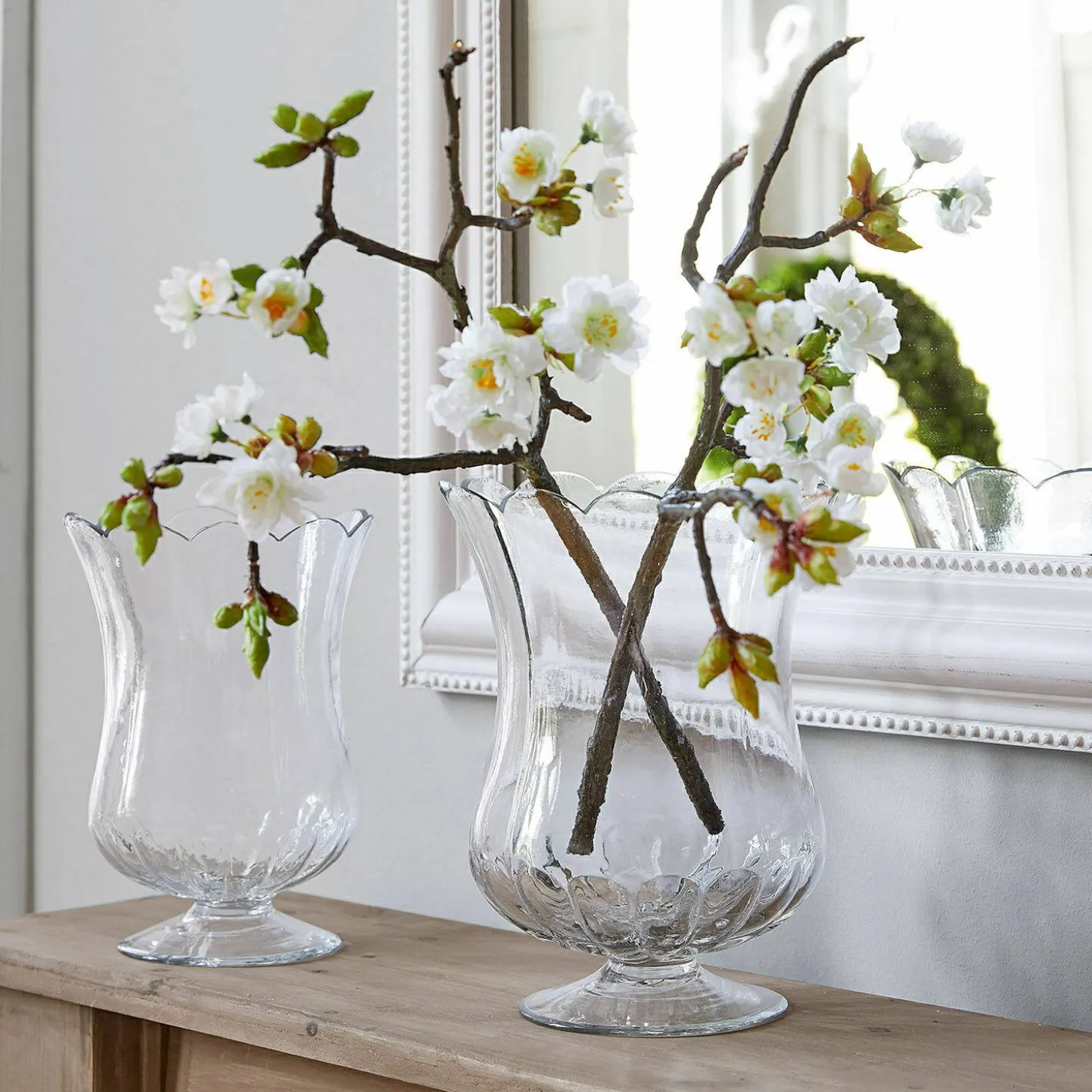 Coppia di fiori decorativi Gráda