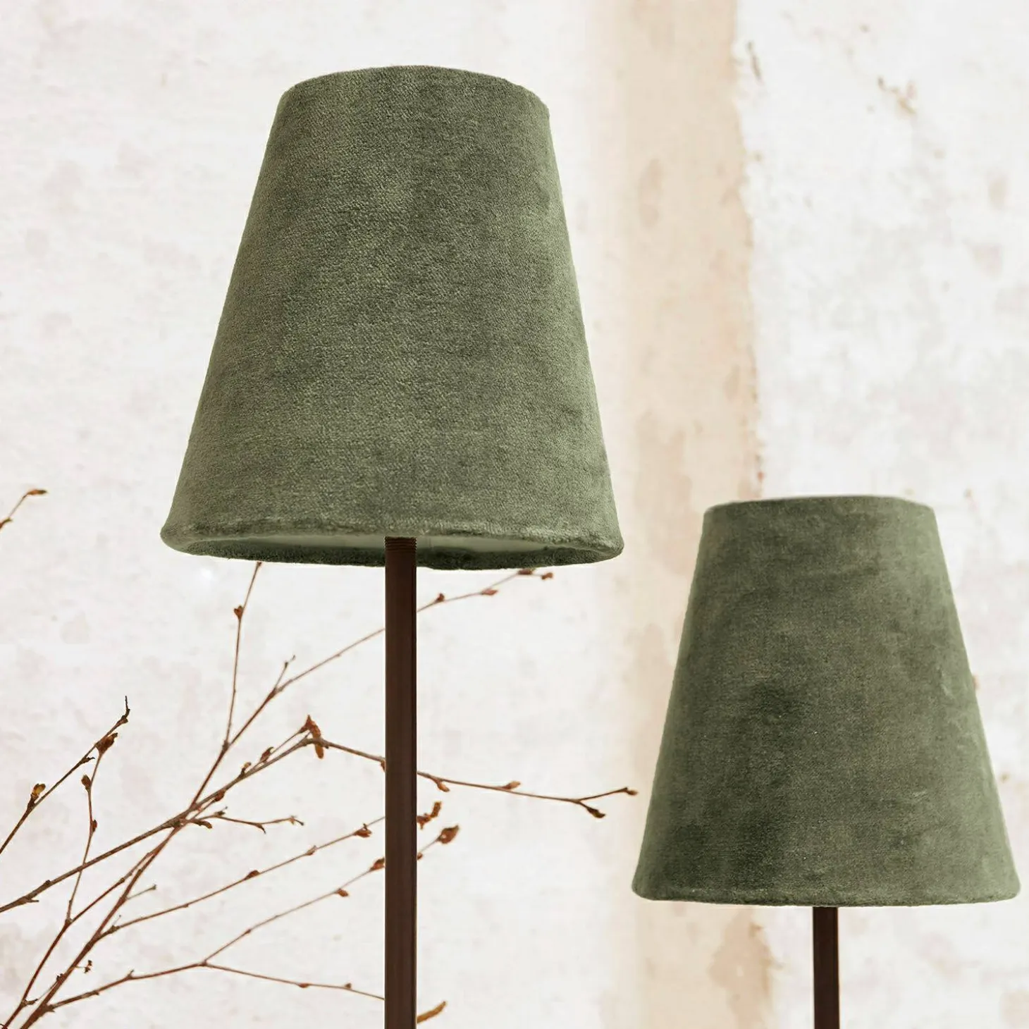 Coppia di lampade a stelo Tacoma
