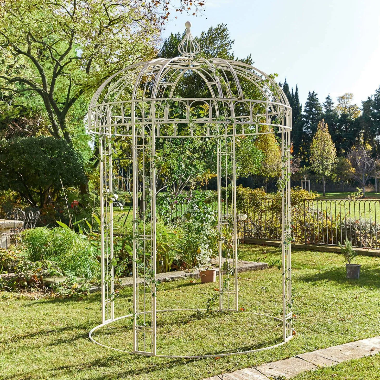 Gazebo Iolanda