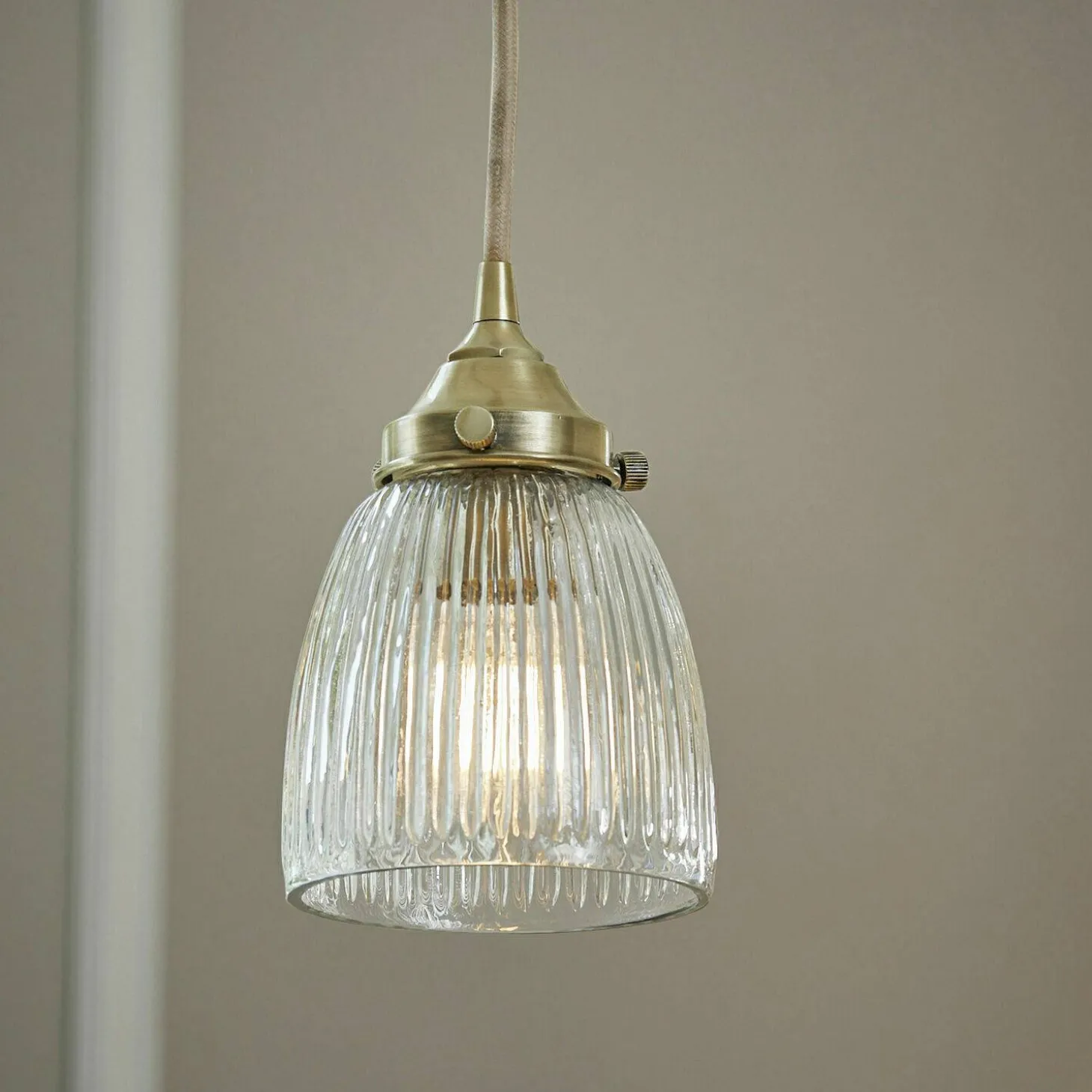 Lampada a sospensione Tanaelva