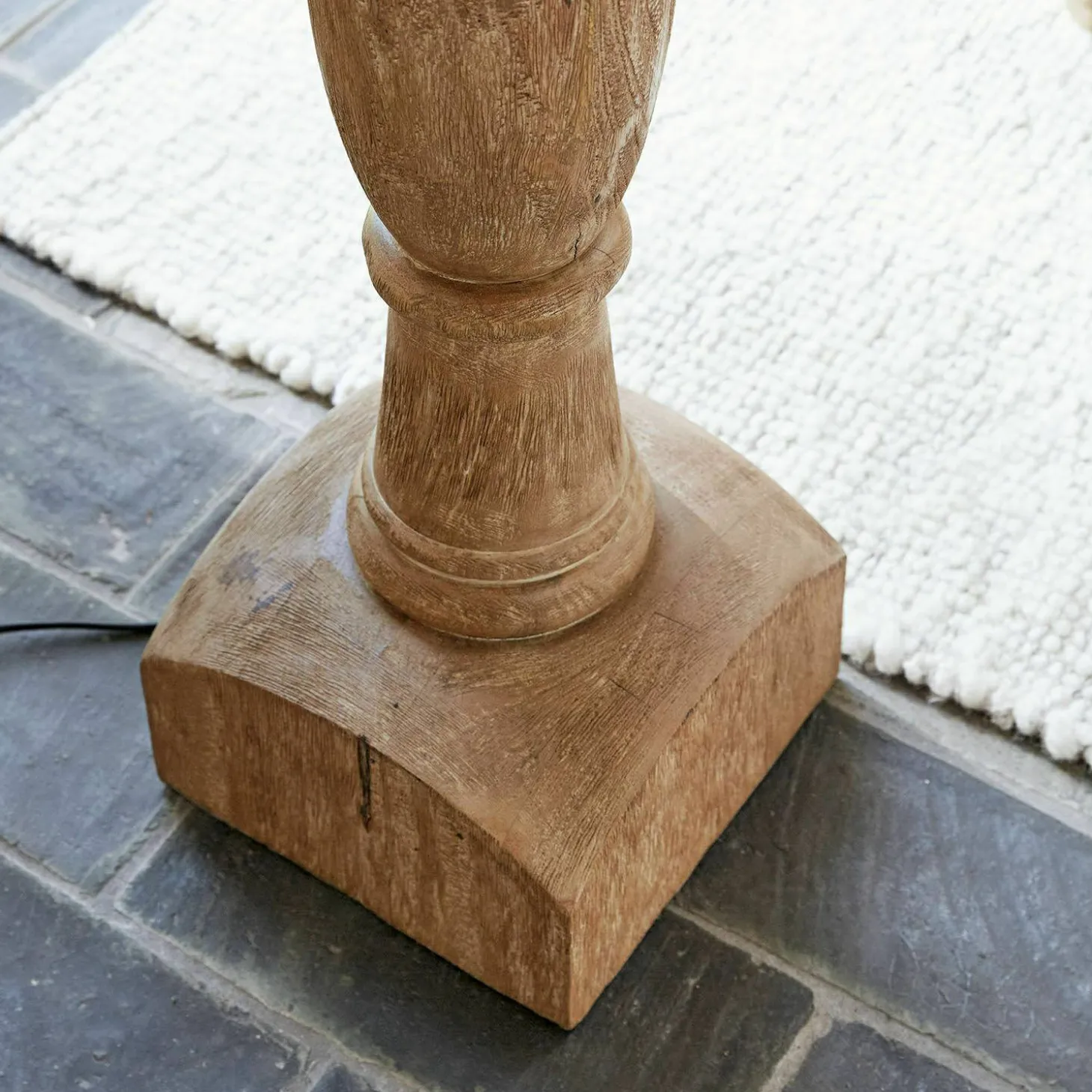 Lampada a stelo Fernisto