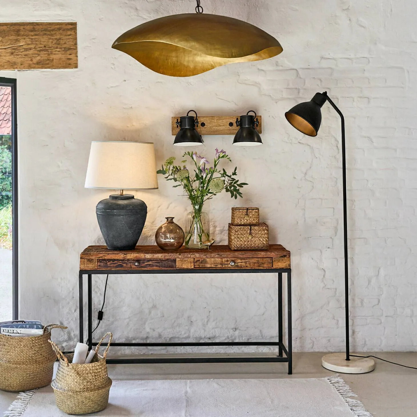 Lampada a stelo Mockville