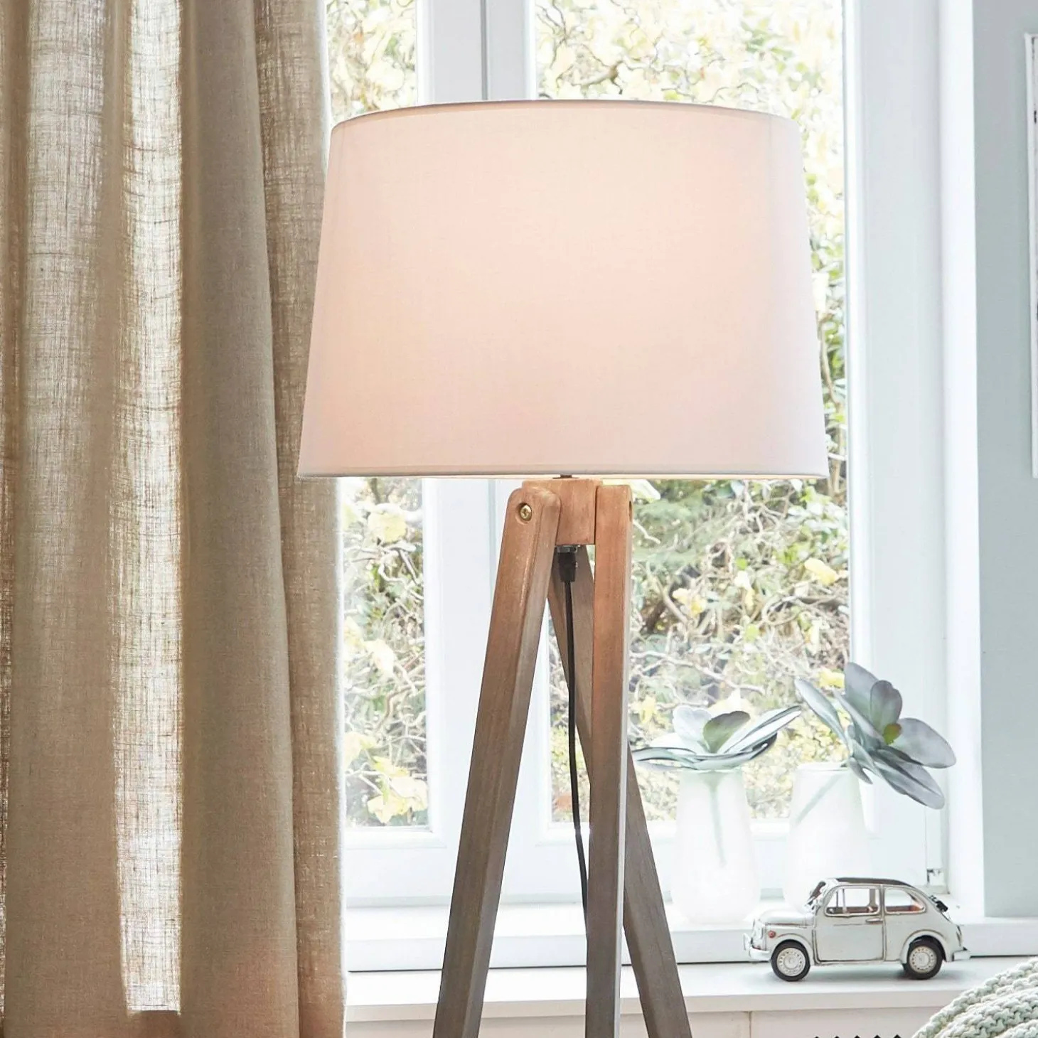 Lampada a stelo Troisième
