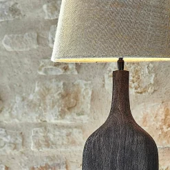 Lampada da tavolo Arobynn