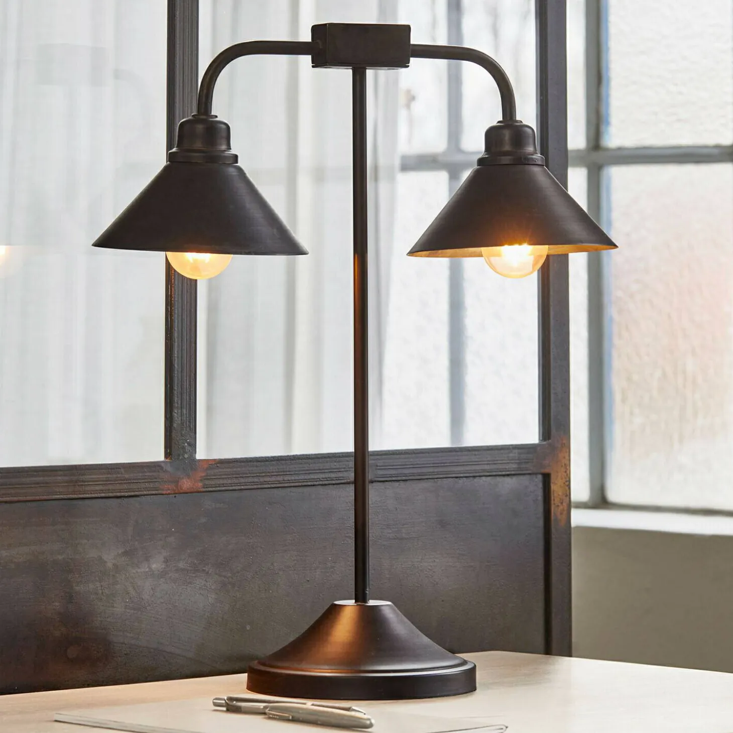 Lampada da tavolo Cilovex