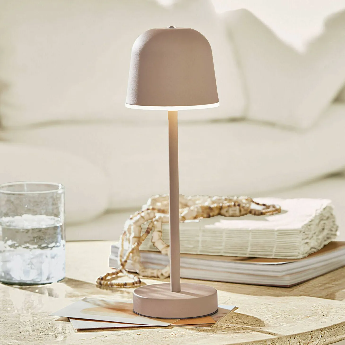 Lampada da tavolo ricaricabile Ulianne