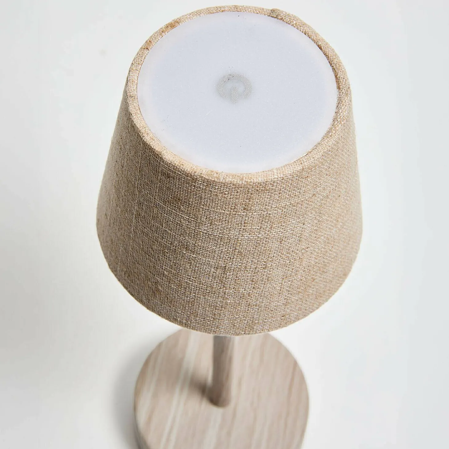 Lampada da tavolo ricaricabile Sylvainie