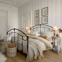 Letto Canefield