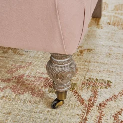 Poltrona con poggiapiedi Rose de Lumière