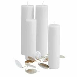 Set di 4 candele Avinal