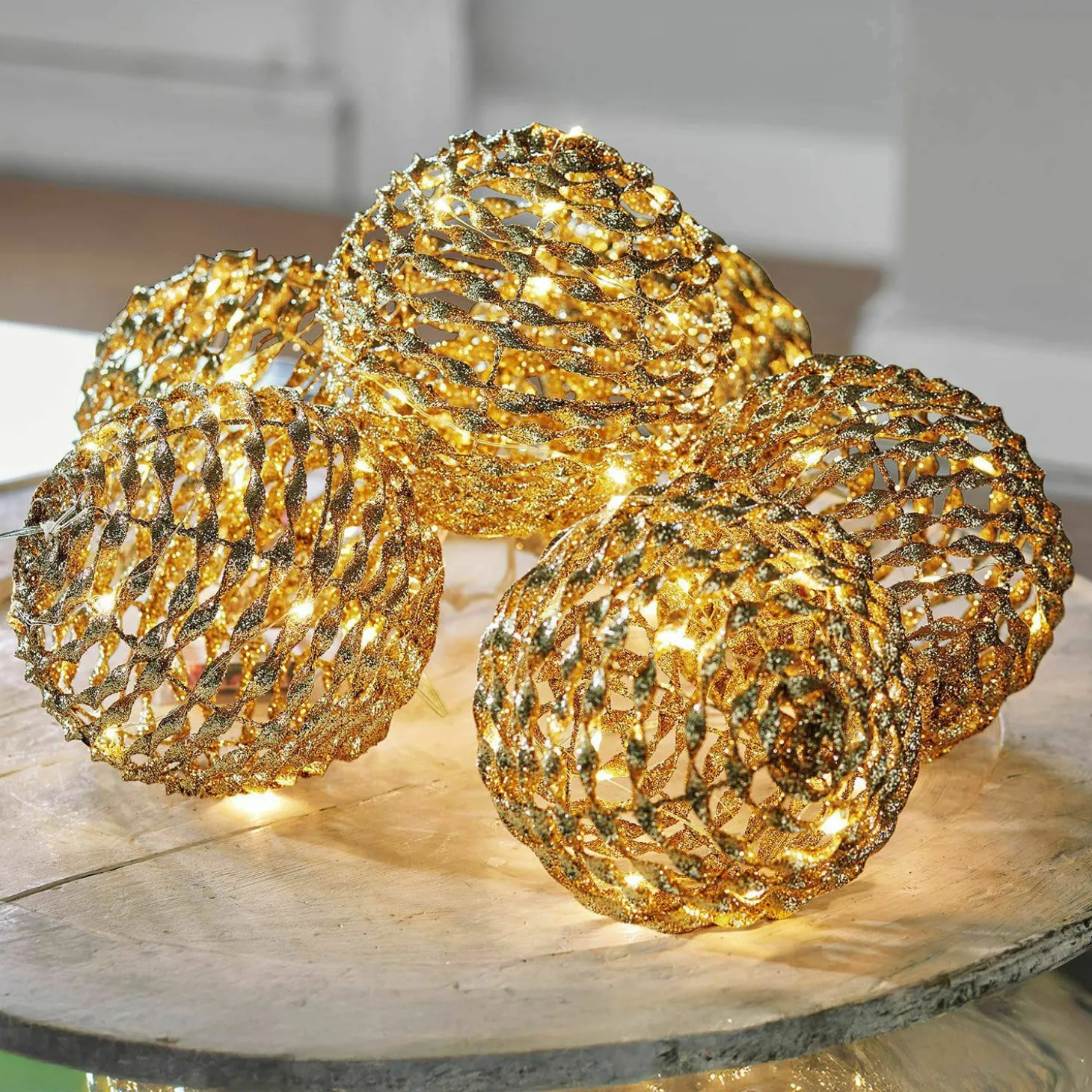 Set di 6 palline luminose a LED Serivane