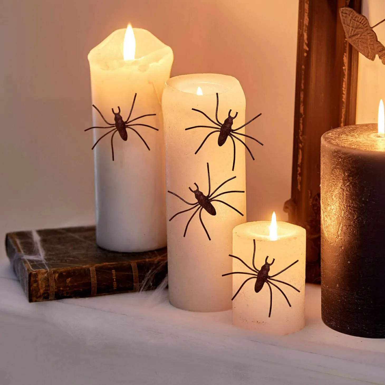 Set di 4 spille decorative Gwynetha
