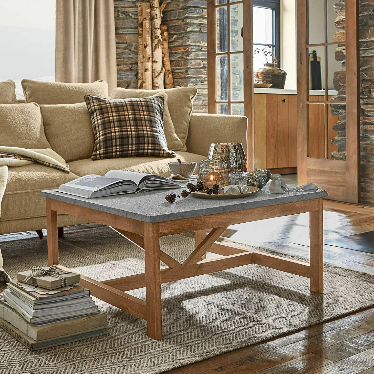 Tavolino da salotto Pliquentis